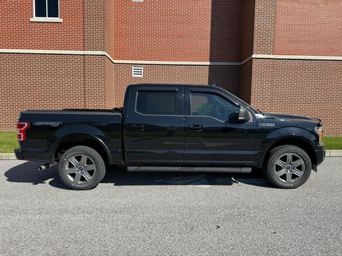 Used 2018 Ford F150 XLT w/ Equipment Group 302A Luxury AWD/4WD image 16