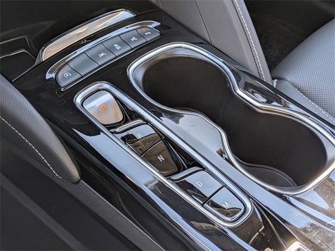 Used 2023 Buick Envision Avenir image 28