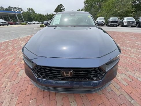 Certified 2023 Honda Accord EX image 26
