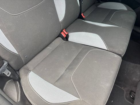 Used 2018 Ford Focus ST FWD image 29