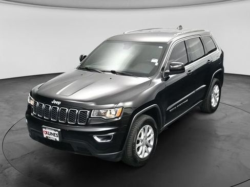 Used 2022 Jeep Grand Cherokee Laredo E AWD/4WD image 45