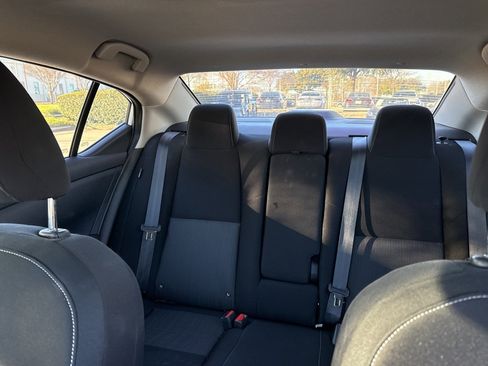 Used 2021 Nissan Sentra SV image 10