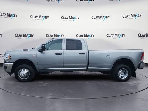Used 2024 RAM 3500 Tradesman w/ Chrome Appearance Group image 2