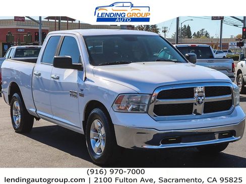 Used 2017 RAM 1500 Classic SLT image 5