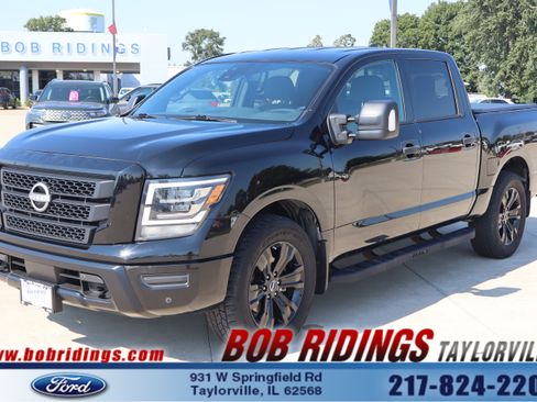 Used 2023 Nissan Titan SV w/ SV Convenience Package AWD/4WD image 1