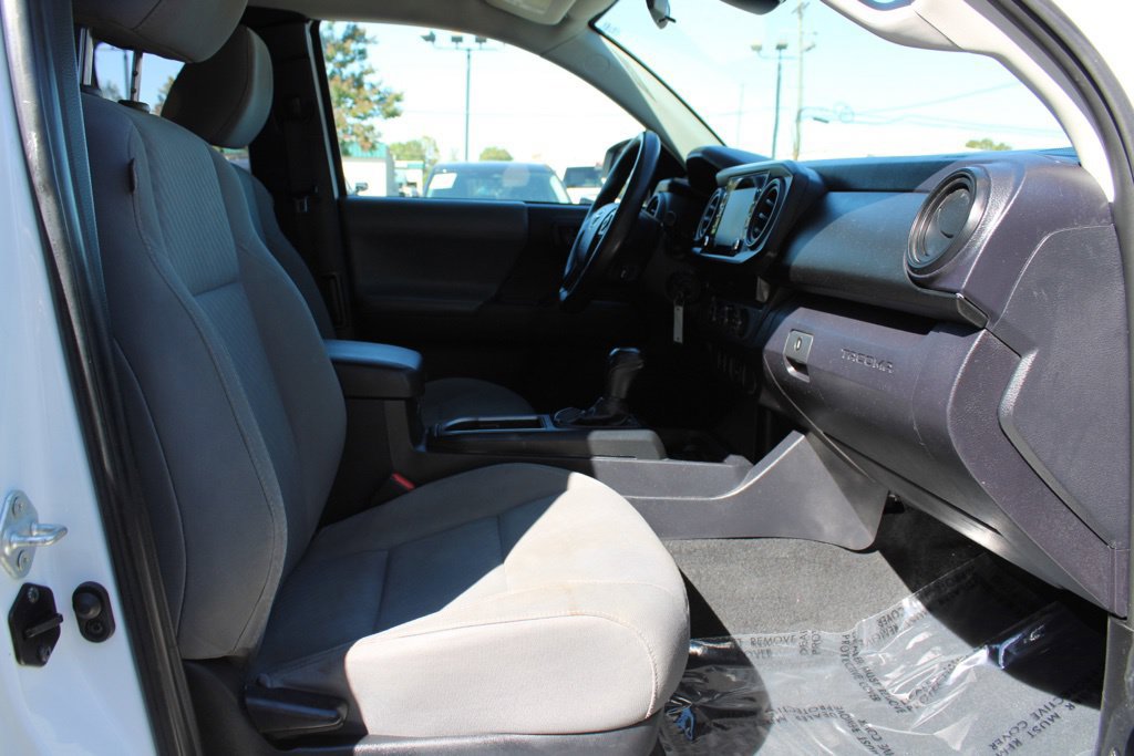 Used 2021 Toyota Tacoma SR w/ SR Convenience Package RWD image 11