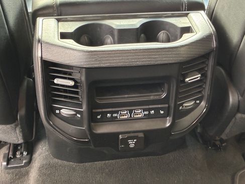 Used 2022 RAM 1500 Limited AWD/4WD image 21