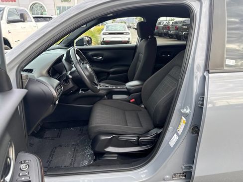 Used 2024 Honda HR-V Sport image 20