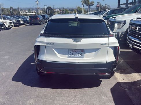 Used 2024 Cadillac Lyriq Luxury RWD image 4