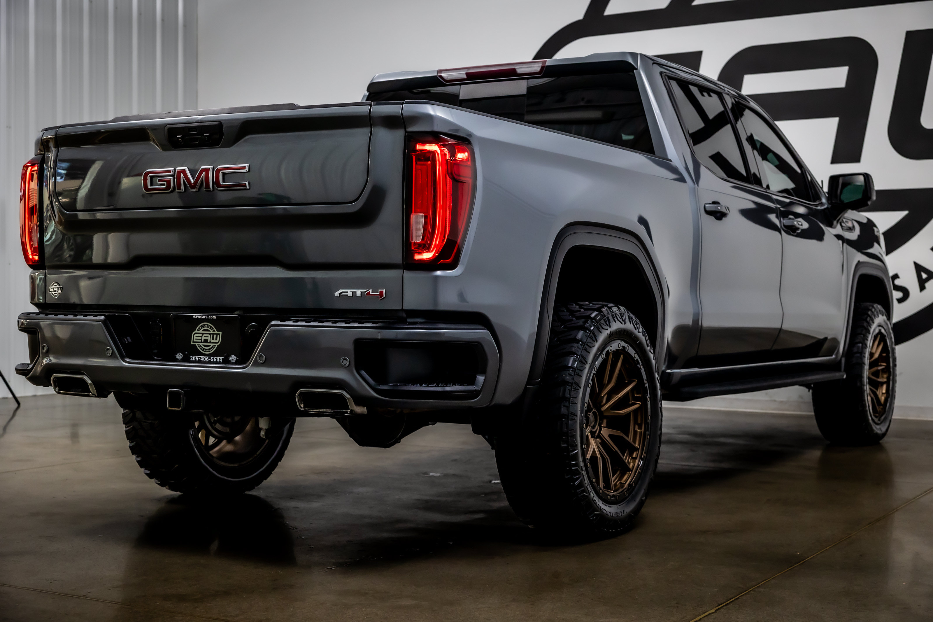 Used 2021 GMC Sierra 1500 AT4 w/ AT4 Premium Package AWD/4WD image 33
