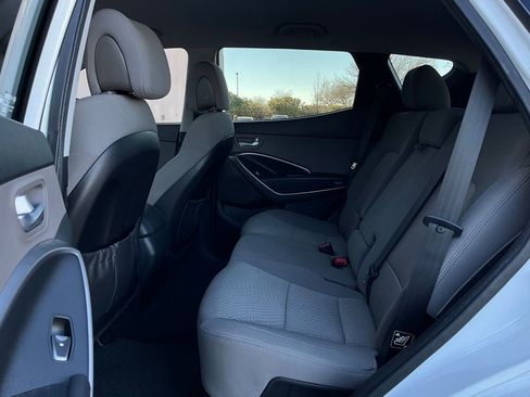 Used 2016 Hyundai Santa Fe Sport image 11