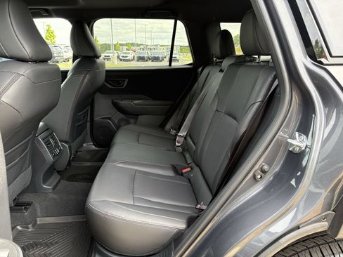 Used 2026 Subaru Outback Limited XT w/ Premium/Limited Plus Package AWD/4WD image 32