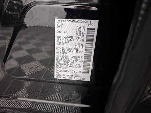 Used 2025 Nissan Pathfinder SV FWD image 39