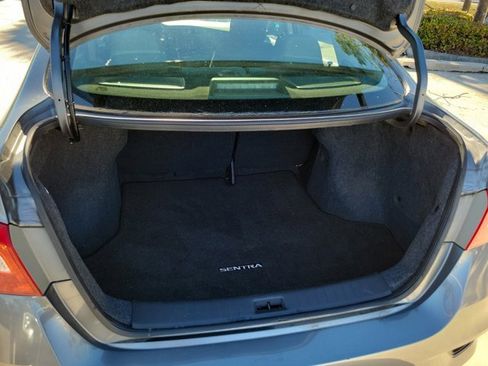 Used 2019 Nissan Sentra S w/ Appearance Package image 14