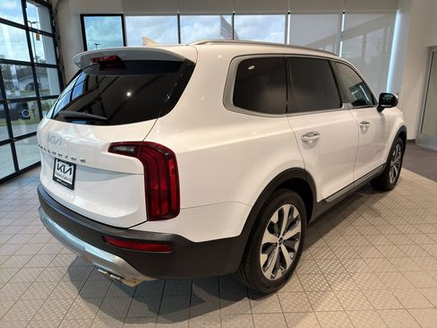 Used 2022 Kia Telluride S image 5