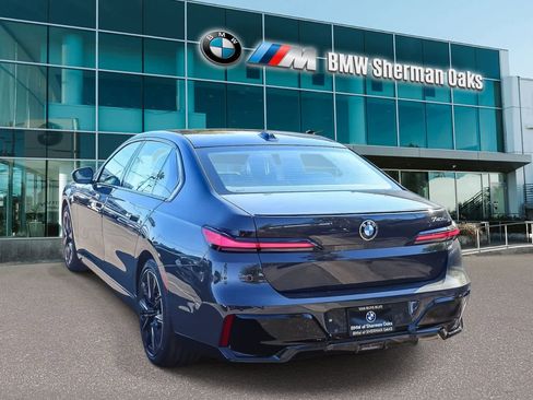 New 2026 BMW 740i w/ Premium Package image 6