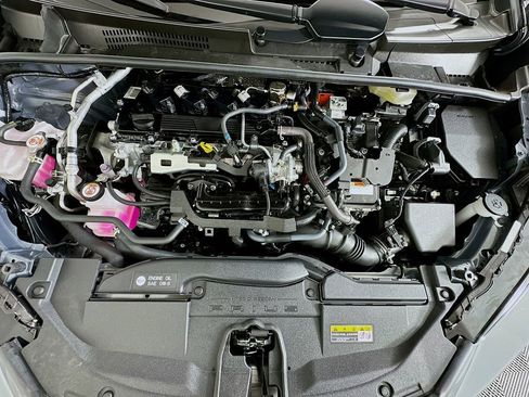 Used 2026 Toyota Prius XLE image 29