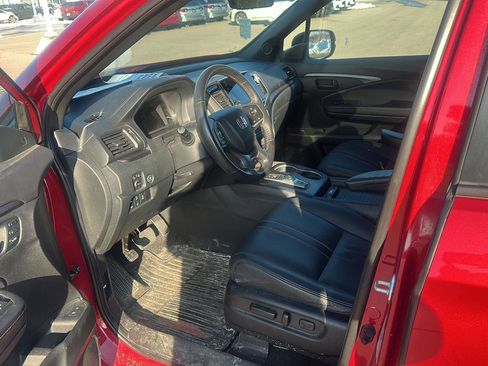 Used 2023 Honda Passport TrailSport image 8