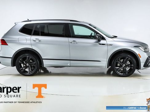 Used 2023 Volkswagen Tiguan SE R-Line AWD/4WD image 10