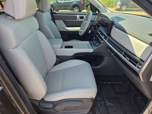 Used 2026 Hyundai Santa Fe SEL AWD/4WD image 26