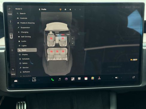 Used 2022 Tesla Model S AWD/4WD image 29