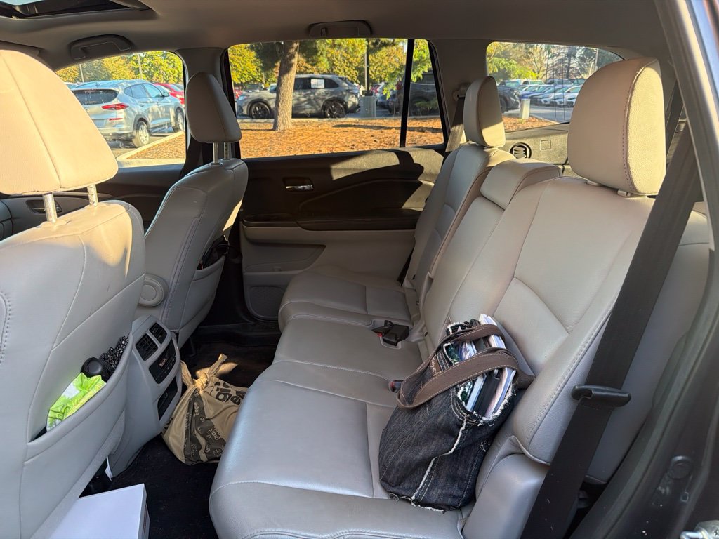 Used 2017 Honda Pilot EX-L image 19