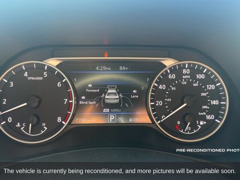 Used 2025 Nissan Sentra SV w/ Trunk Package FWD image 16