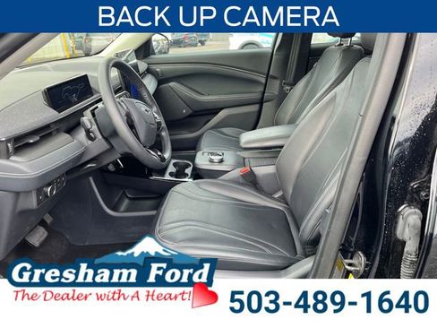 Used 2022 Ford Mustang Mach-E Premium image 11
