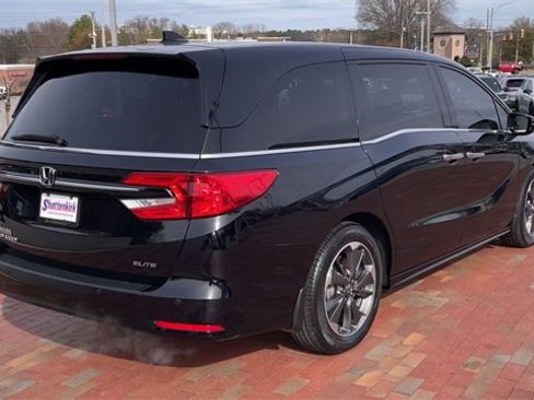 Certified 2024 Honda Odyssey Elite image 2