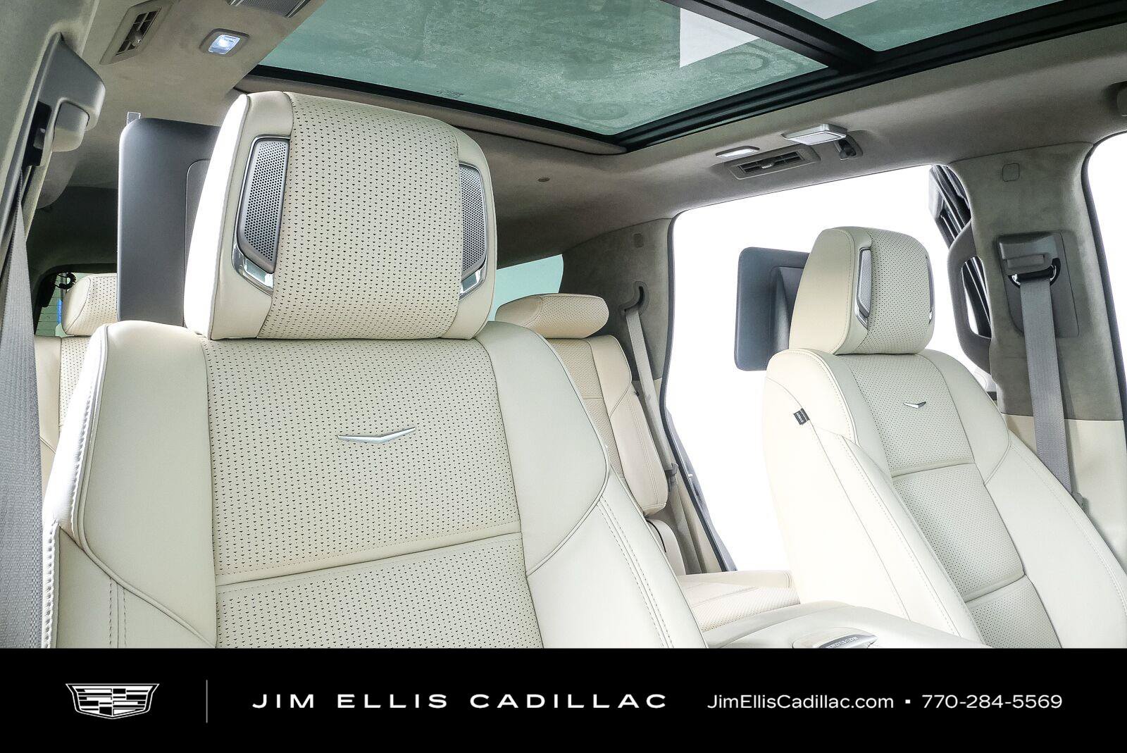New 2027 Cadillac Escalade Platinum Sport w/ LPO, ONYX Package AWD/4WD image 25