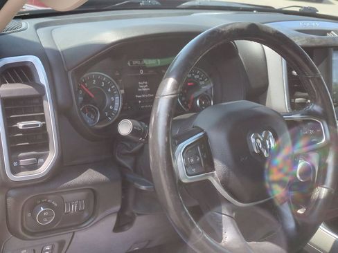 Used 2019 RAM 1500 Big Horn RWD image 9
