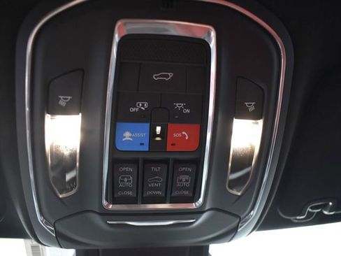 Used 2025 Jeep Wagoneer S Launch Edition w/ Trailer Tow Group image 33