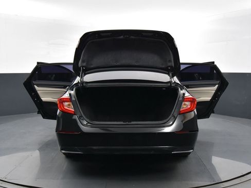 Used 2018 Honda Accord LX image 31