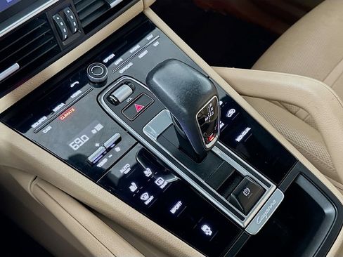 Used 2019 Porsche Cayenne AWD/4WD image 20