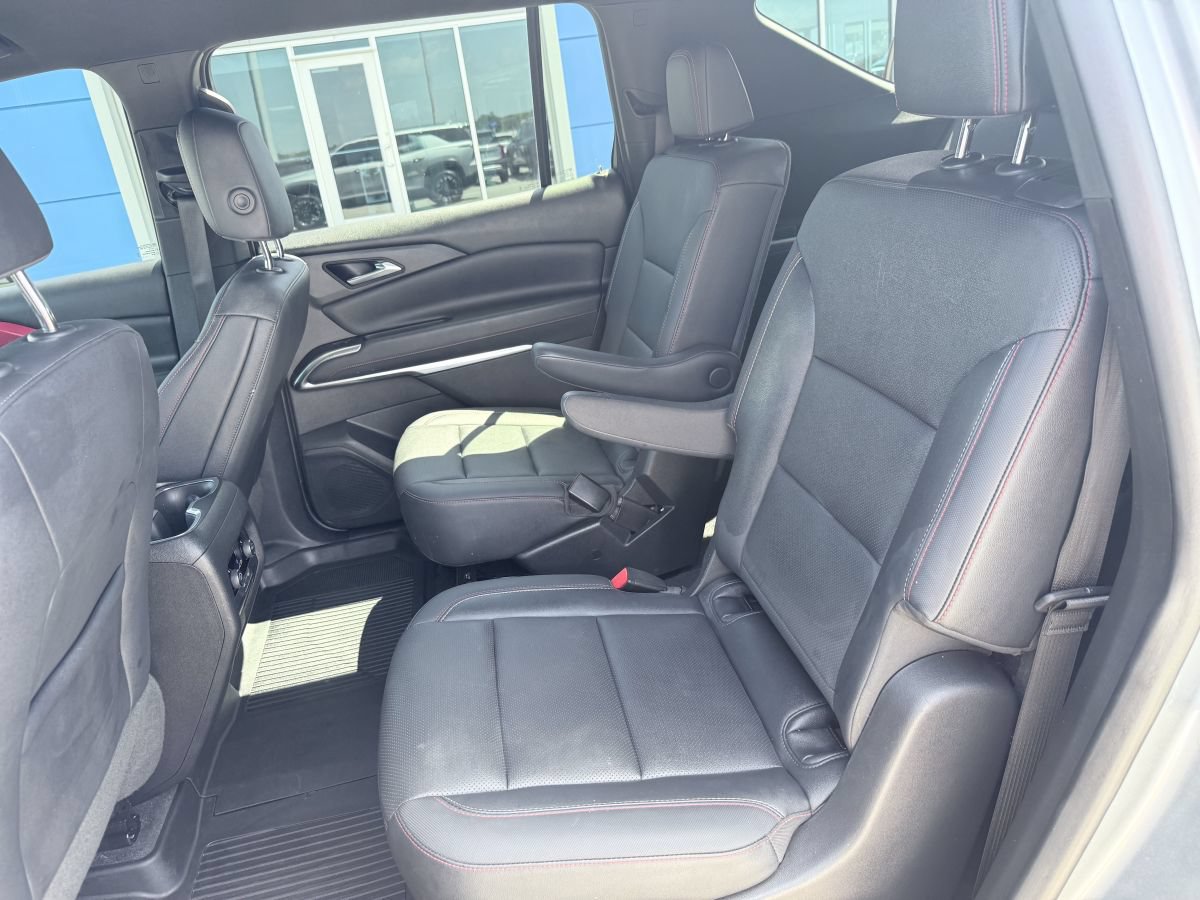 Used 2024 Chevrolet Traverse Z71 AWD/4WD image 13