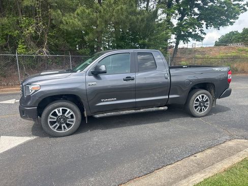 Used 2018 Toyota Tundra SR5 w/ TRD Sport Package image 6