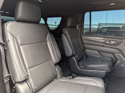 Used 2021 GMC Yukon XL Denali AWD/4WD image 27