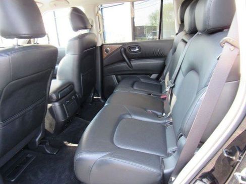 Used 2021 Nissan Armada SL image 32