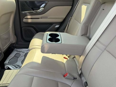 Certified 2022 Lincoln Corsair AWD w/ Equipment Group 101A image 12