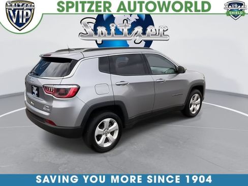 Used 2019 Jeep Compass Latitude AWD/4WD image 9