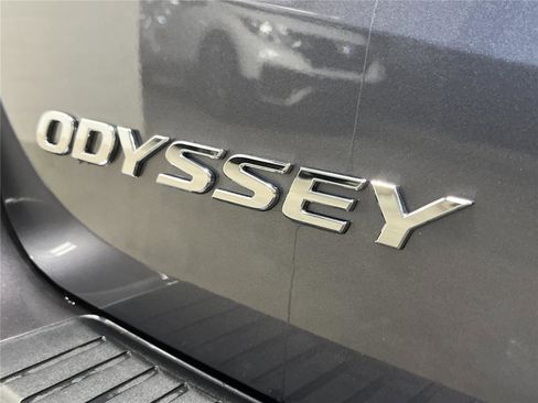 New 2026 Honda Odyssey Touring image 9
