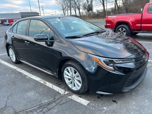 Certified 2025 Toyota Corolla LE image 7