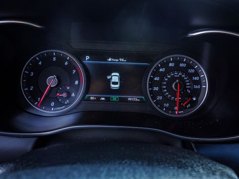 Used 2019 Genesis G70 2.0T Advanced w/ Elite Package image 22