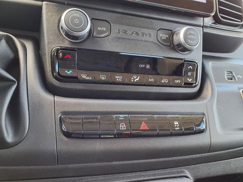 New 2026 RAM ProMaster 2500 w/ Premium Convenience Group image 5