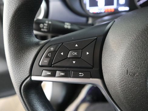 Used 2025 Nissan Versa SV w/ Trunk Package image 27