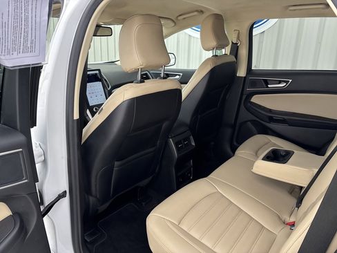 Used 2024 Ford Edge SEL w/ Convenience Package image 25