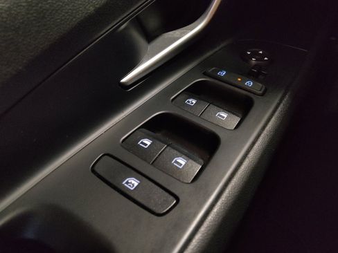 Used 2022 Hyundai Elantra SEL FWD image 27