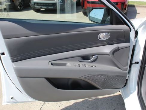 New 2026 Hyundai Elantra Sport FWD image 8