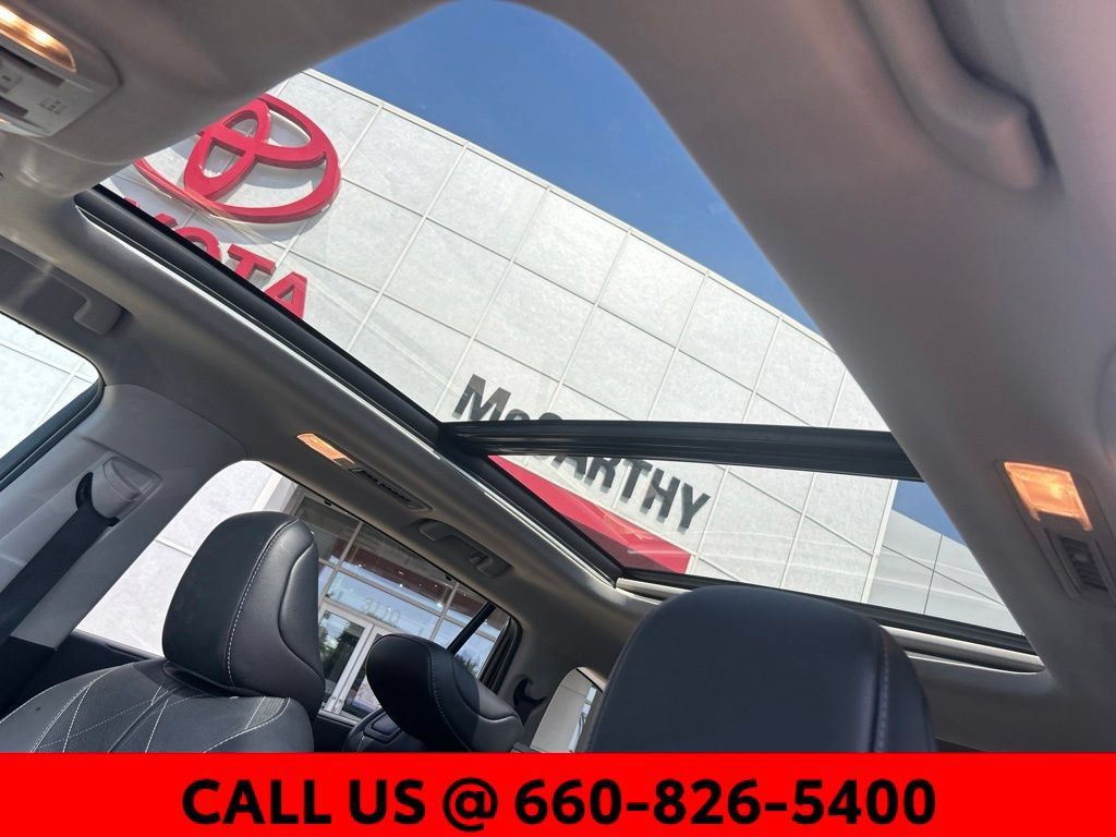Used 2023 Toyota Highlander Platinum AWD/4WD image 12