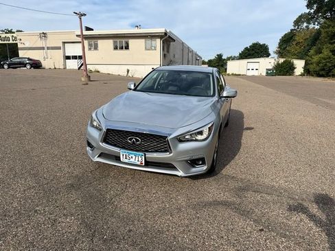 Used 2018 INFINITI Q50 Luxe w/ Sensory Package (Luxe) AWD/4WD image 8